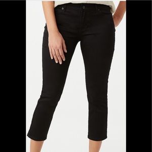 Capri Jeans - 22